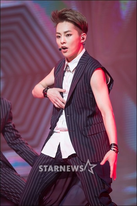 EXO驚艷亮相Mcountdown 帥氣舞姿迷倒眾人（組圖）