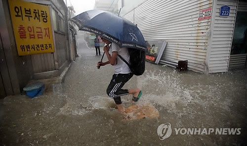 韓國大田突降暴雨 全州益山冰雹如豆（組圖）