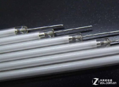 LCD背光源采用燈管發(fā)光的方式