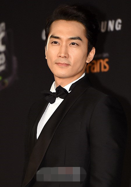 “2014MAMA”大匯總 exo斬獲“四冠王”眾女星紅毯比美（組圖）