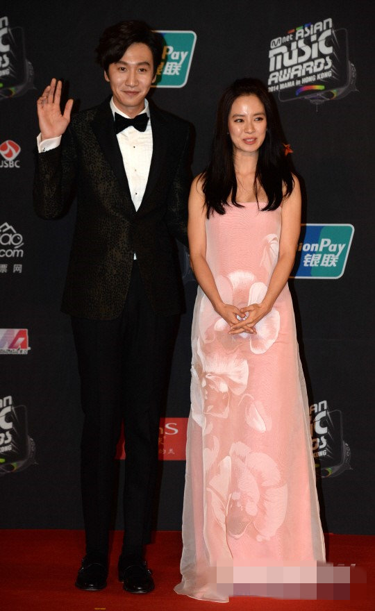 “2014MAMA”大匯總 exo斬獲“四冠王”眾女星紅毯比美（組圖）