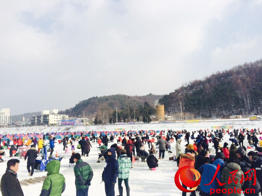 韓國(guó)三大冬季節(jié)日之一“平昌鱒魚節(jié)”20日開幕（組圖）