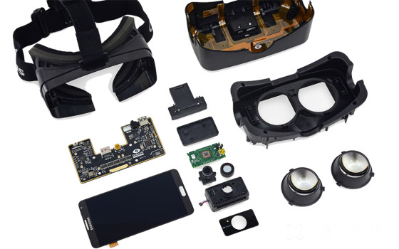 虛擬現(xiàn)實將成為現(xiàn)實 Oculus將和新款三星Gear VR一同問世