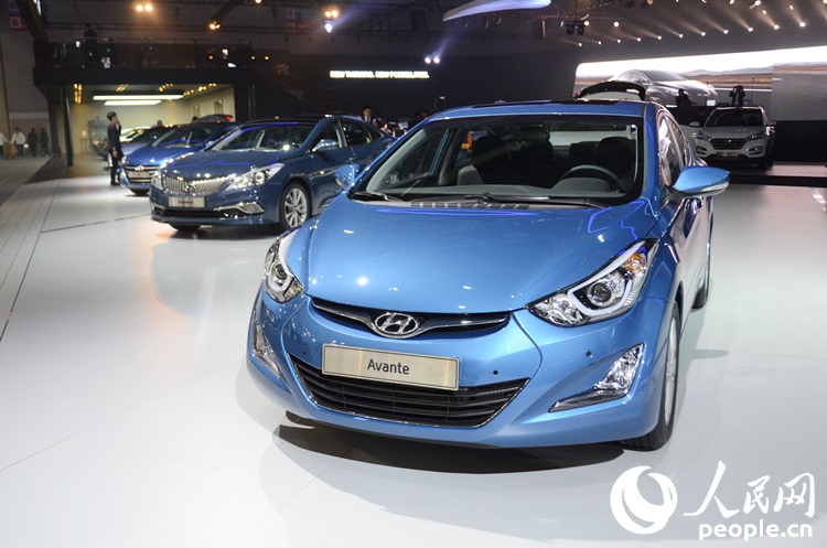 “2015首爾車展”盛大開(kāi)幕 370余款車型將閃亮登場(chǎng)【組圖】