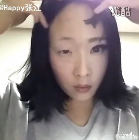 【組圖】韓國妹子驚人卸妝過程：擦一擦五官不見了！