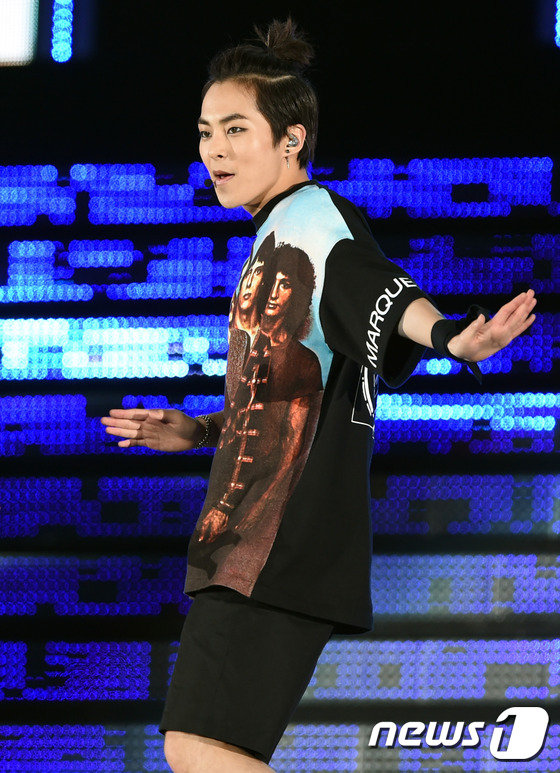 “2015夢想演唱會(huì)”群星云集 exo全員現(xiàn)身引尖叫SHINee全新造型【組圖】