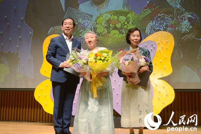 韓國舉辦和平音樂會(huì) 紀(jì)念慰安婦受害者【組圖】