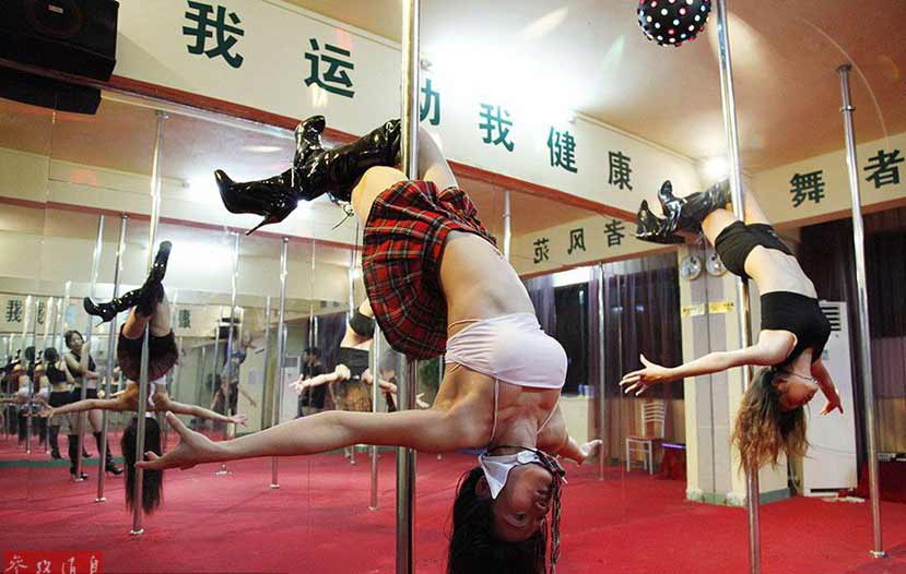 盤點奇葩減壓方法：韓國流行用填色書減壓（組圖）