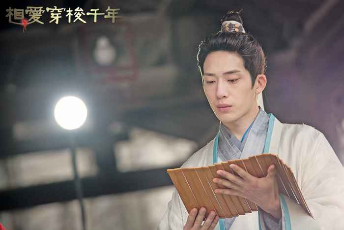 金秀賢胡歌霍建華李易峰王凱李準(zhǔn)基 中韓古裝美男大盤點【組圖】