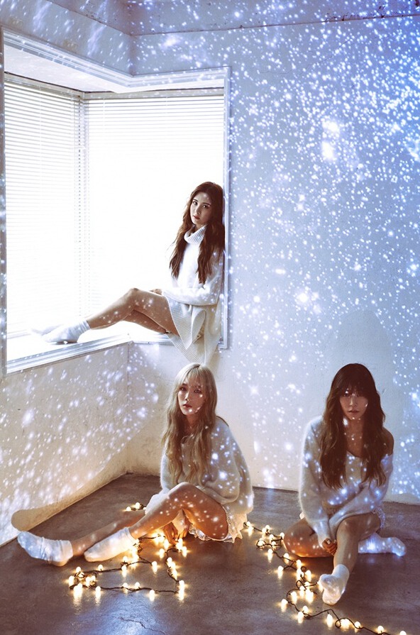 泰蒂徐《Dear Santa》預(yù)告照公開 搞怪溫馨圣誕氛圍滿滿【組圖】