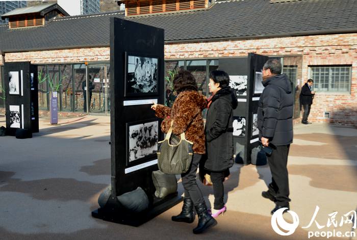 “悲歡中綻放的鮮花-光復(fù)70周年”主題圖片展在韓舉辦【組圖】