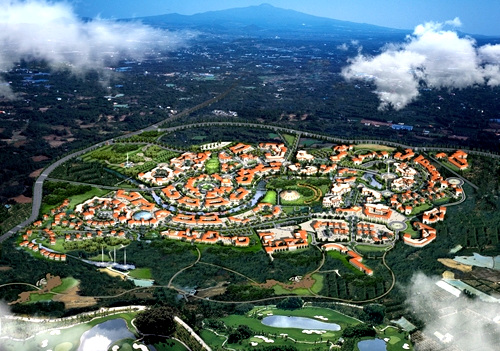 綠地集團在濟州島推出的“漢拿山小鎮(zhèn)”。