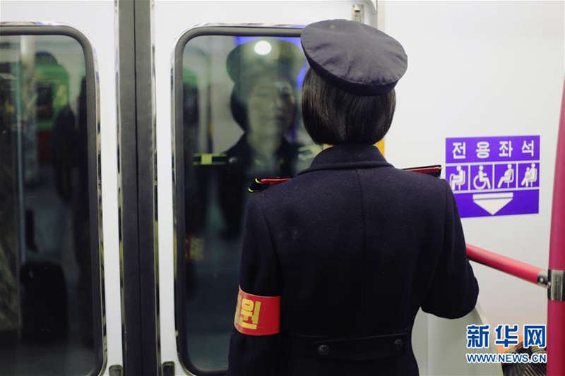 探訪平壤新建造地鐵列車(chē)【組圖】 