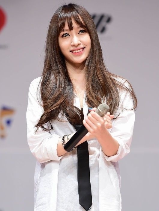 少女時(shí)代秀英f(x)鄭秀晶孔孝真高俊熙 那些帥氣逼人的韓國(guó)女星【組圖】