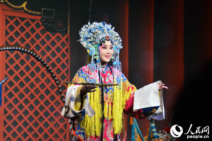 韓國(guó)上演“時(shí)尚京劇秀” 喜迎“歡樂春節(jié)”