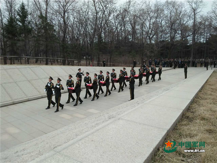 第三批在韓志愿軍烈士遺骸安葬沈陽