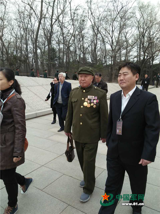 第三批在韓志愿軍烈士遺骸安葬沈陽(yáng)
