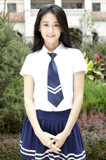 鹿晗《我去上學(xué)啦》花絮照曝光 易烊千璽宋慧喬吳亦凡等明星校服照盤點【組圖】