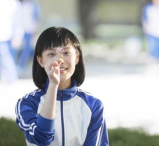 鹿晗《我去上學(xué)啦》花絮照曝光 易烊千璽宋慧喬吳亦凡等明星校服照盤點(diǎn)【組圖】