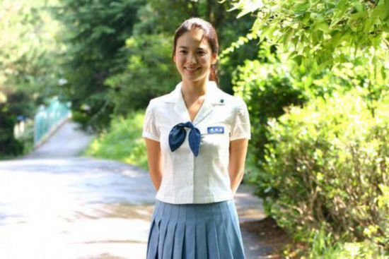 鹿晗《我去上學(xué)啦》花絮照曝光 易烊千璽宋慧喬吳亦凡等明星校服照盤點(diǎn)【組圖】