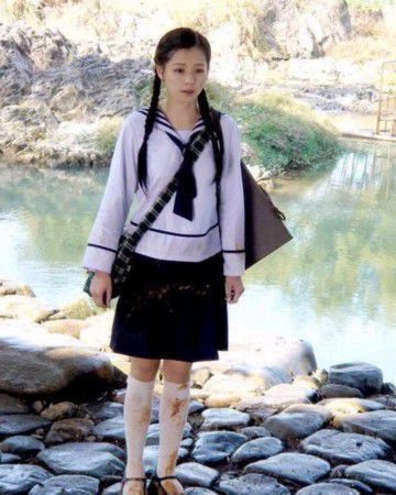 鹿晗《我去上學(xué)啦》花絮照曝光 易烊千璽宋慧喬吳亦凡等明星校服照盤點(diǎn)【組圖】