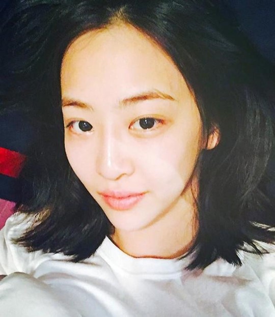 宋慧喬林允兒樸信惠樸敏英 韓國(guó)女星曬素顏?zhàn)耘拿滥w吸睛【組圖】