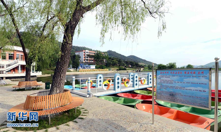 朝鮮萬景臺(tái)少年團(tuán)夏令營改建工程竣工（組圖）