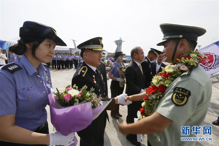 中國(guó)海警圓滿完成首次出訪（組圖）