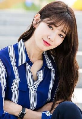 《Doctors》樸信惠PK李圣經(jīng) 女一女二誰更美【組圖】