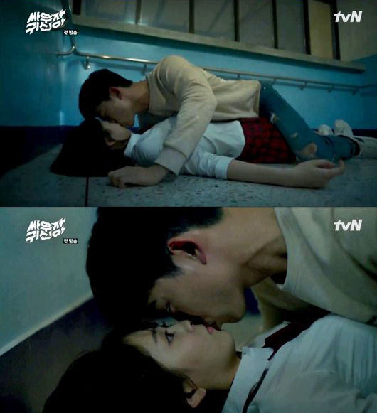 《打架吧鬼神》首播創(chuàng)下tvN月火劇紀(jì)錄 金所炫玉澤演初見(jiàn)kiss【組圖】