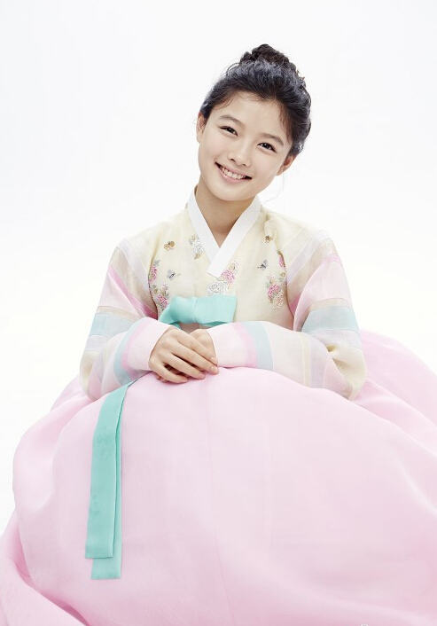 樸信惠秀智金裕貞金所炫李圣經(jīng) 韓國(guó)90后零整容女星霸屏 【組圖】