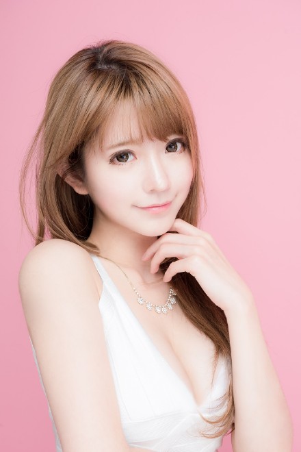 韓國顏值逆天美少女Yurisa進軍中國市場 驚艷美照全盤點【組圖】