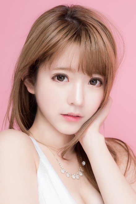 韓國顏值逆天美少女Yurisa進軍中國市場 驚艷美照全盤點【組圖】
