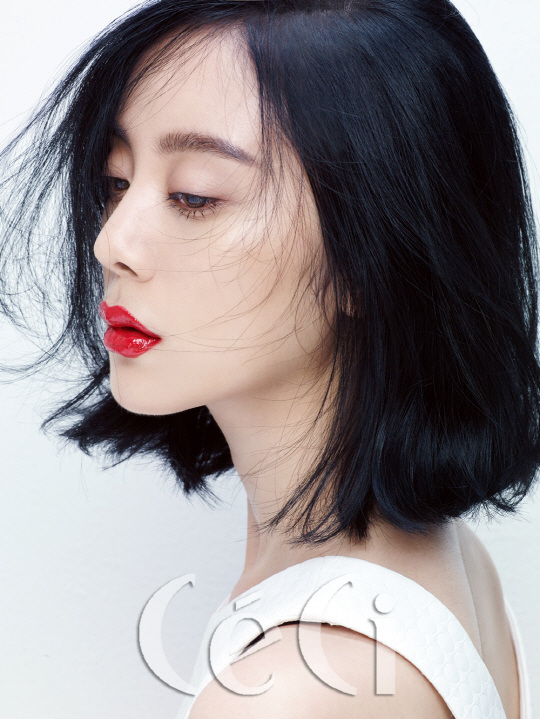 Wonder Girls彩妝寫真顯性感 譽恩發(fā)色唇色大走粉紅風(fēng)【組圖】