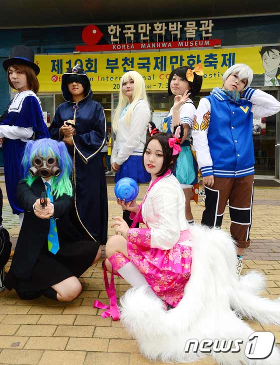 第十九屆韓國(guó)富川國(guó)際動(dòng)漫節(jié)盛大開(kāi)幕 cosplay秀精彩絕倫【組圖】