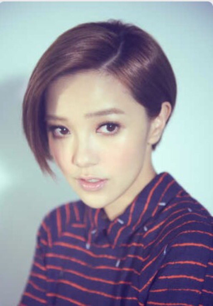 鄭爽短發(fā)美出新高度 盤點(diǎn)中韓女星驚艷短發(fā)造型【組圖】