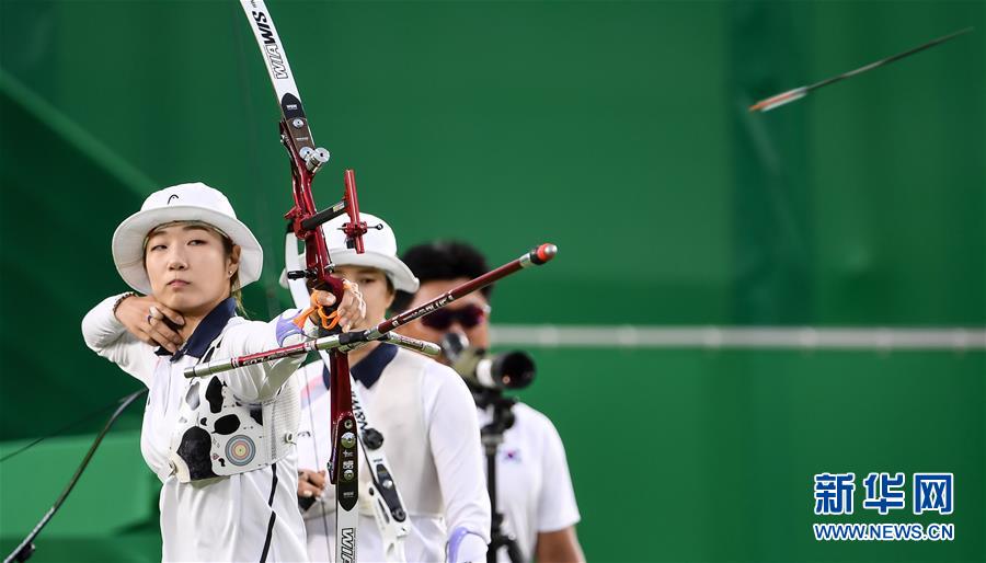 韓國隊(duì)女子射箭團(tuán)體賽奪金 5比1戰(zhàn)勝俄羅斯（組圖）