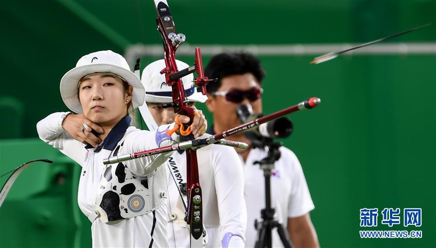 韓國隊(duì)女子射箭團(tuán)體賽奪金 5比1戰(zhàn)勝俄羅斯（組圖）