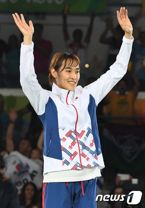 【里約奧運】跆拳道女子49公斤級決賽：韓國選手奪冠