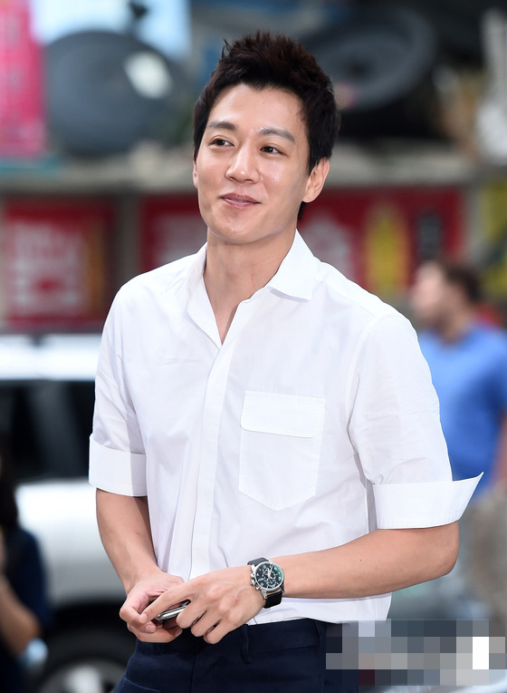 《Doctors》舉行終映宴 金來沅樸信惠李圣經(jīng)齊現(xiàn)身【組圖】
