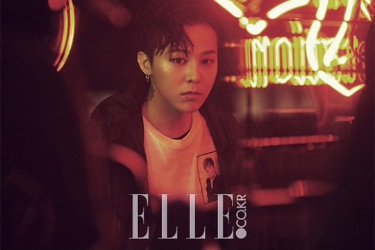 BIGBANG權(quán)志龍拍秋日時尚大片 抱喵星人變暖男【組圖】