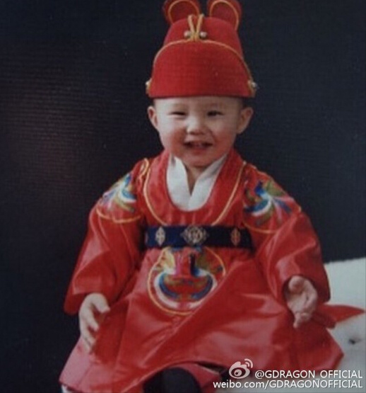謝霆鋒童年萌照曝光 樸寶劍李鐘碩李準(zhǔn)基等韓星可愛童年照盤點【組圖】