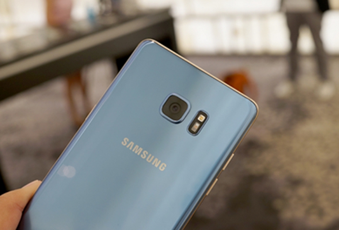 對比iphone7海軍藍 三星Galaxy Note7藍色版圖賞【組圖】