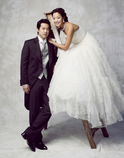 舒淇馮德倫結(jié)婚捷克拍婚紗照 全智賢等韓星婚紗照也超美【組圖】