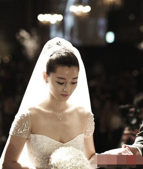 舒淇馮德倫結(jié)婚捷克拍婚紗照 全智賢等韓星婚紗照也超美【組圖】