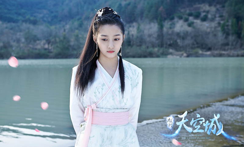 《微微一笑很傾城》鄭爽IU允兒關曉彤鞠婧煒 中韓90后小花旦古裝PK【組圖】