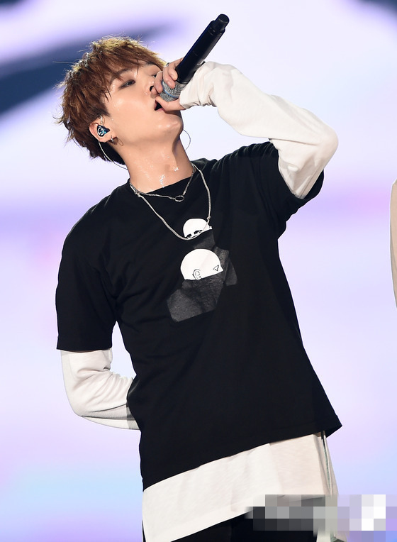 韓國女團AOA、SPICA性感熱舞 NCT127、BTOB同臺拼人氣【組圖】