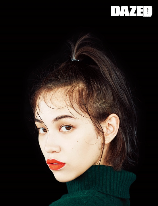 權(quán)志龍前緋聞女友水原希子登韓國雜志封面 紅唇性感【組圖】