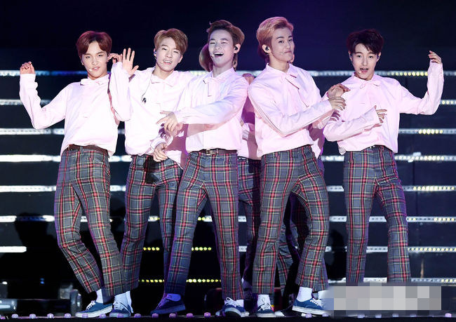 EXO、NCT齊亮相“亞洲音樂節(jié)” 張藝興《what U need》舞臺(tái)首次公開【組圖】