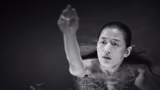 《藍(lán)色大海的傳說(shuō)》首支預(yù)告片 全智賢李敏鎬上演人魚(yú)之戀【組圖】